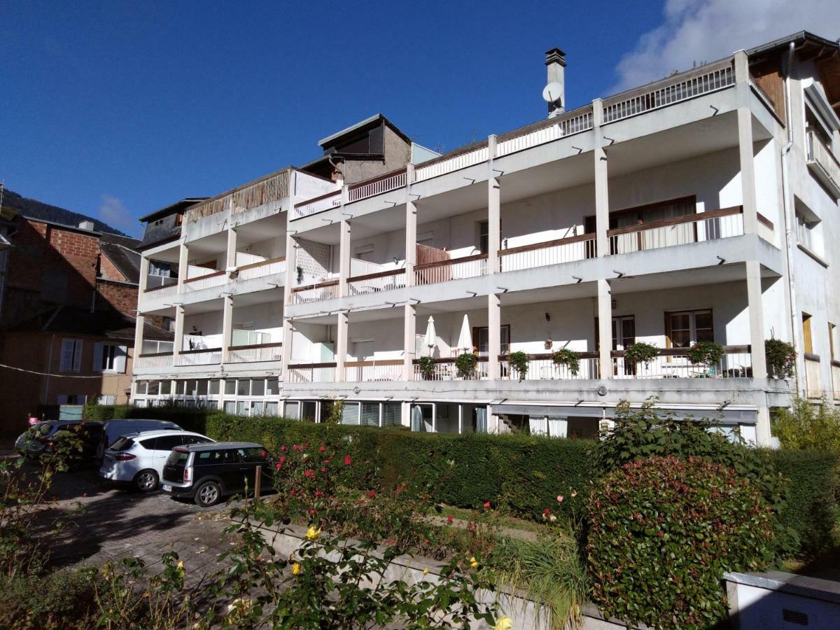 Le Pardeilhan Appt Chaleureux, Lumineux Avec Terrasse Et Parking En Coeur De Bagnères-de-Luchon