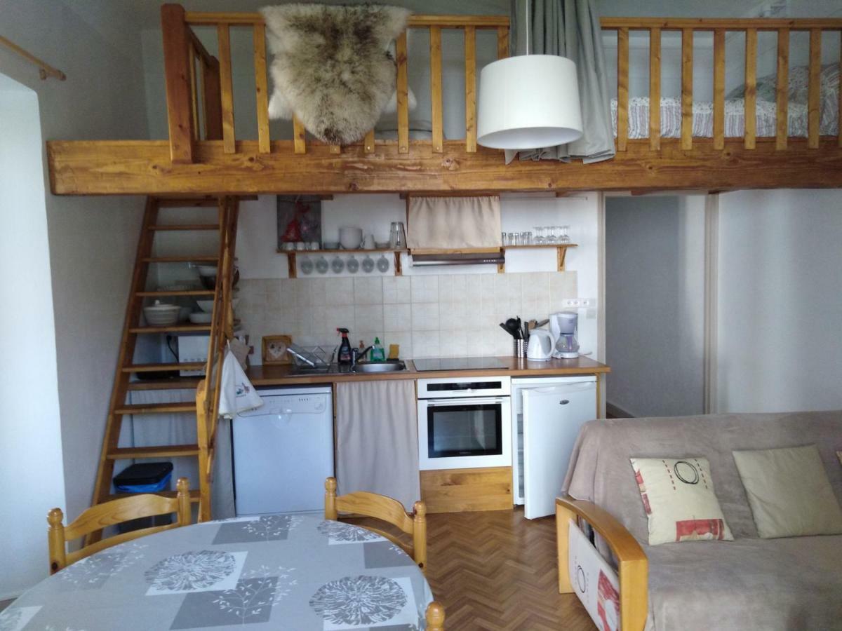 Le Pardeilhan Appt Chaleureux, Lumineux Avec Terrasse Et Parking En Coeur De Appartement